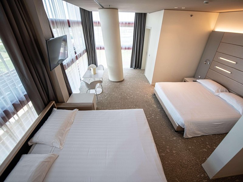 Best Western Plus Net Tower Hotel Padova 29