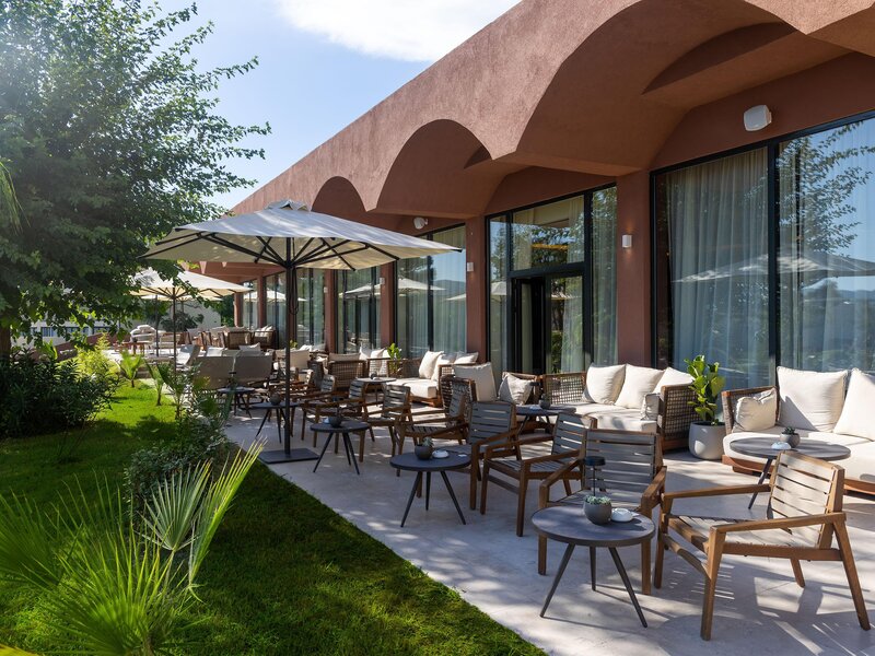 Domes Aulus Zante, Autograph Collection 85