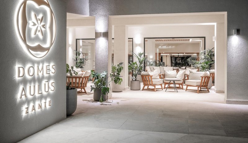 Domes Aulus Zante, Autograph Collection 17