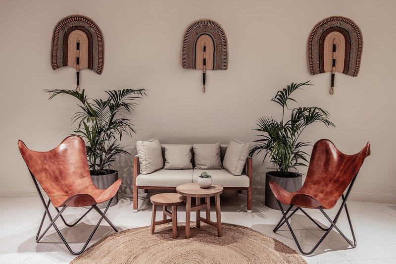 Domes Aulus Zante, Autograph Collection 23