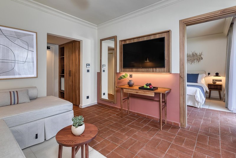 Domes Aulus Zante, Autograph Collection 35