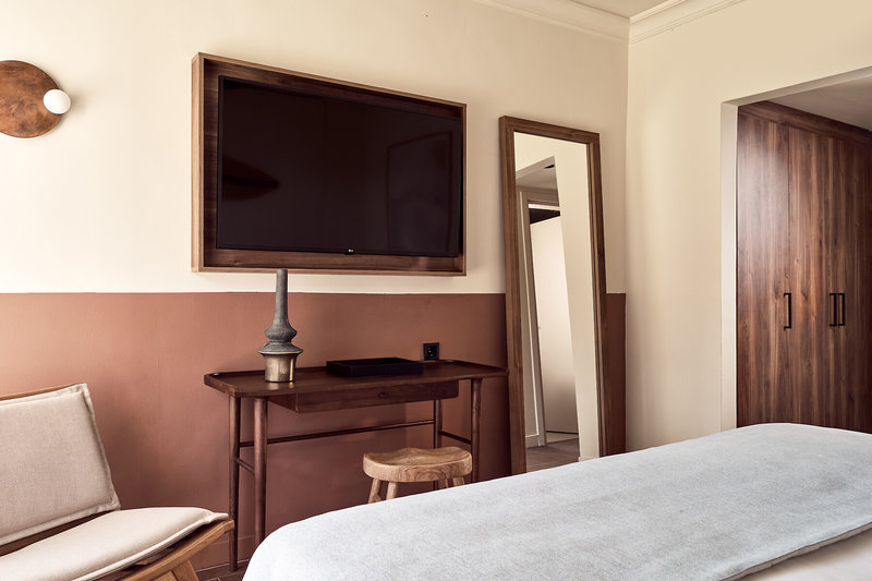 Domes Aulus Zante, Autograph Collection 6