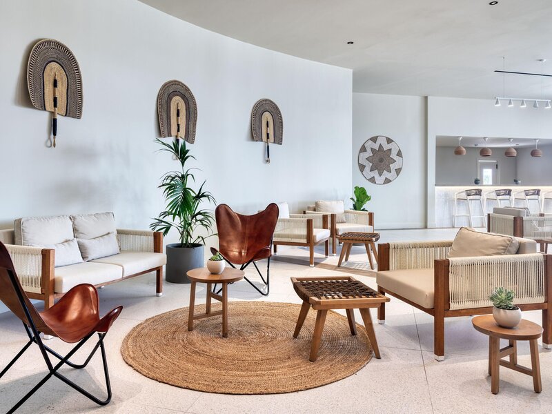 Domes Aulus Zante, Autograph Collection 37