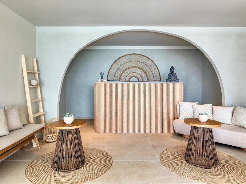 Domes Aulus Zante, Autograph Collection 25