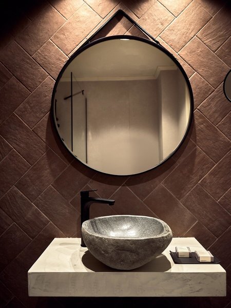 Domes Aulus Zante, Autograph Collection 30