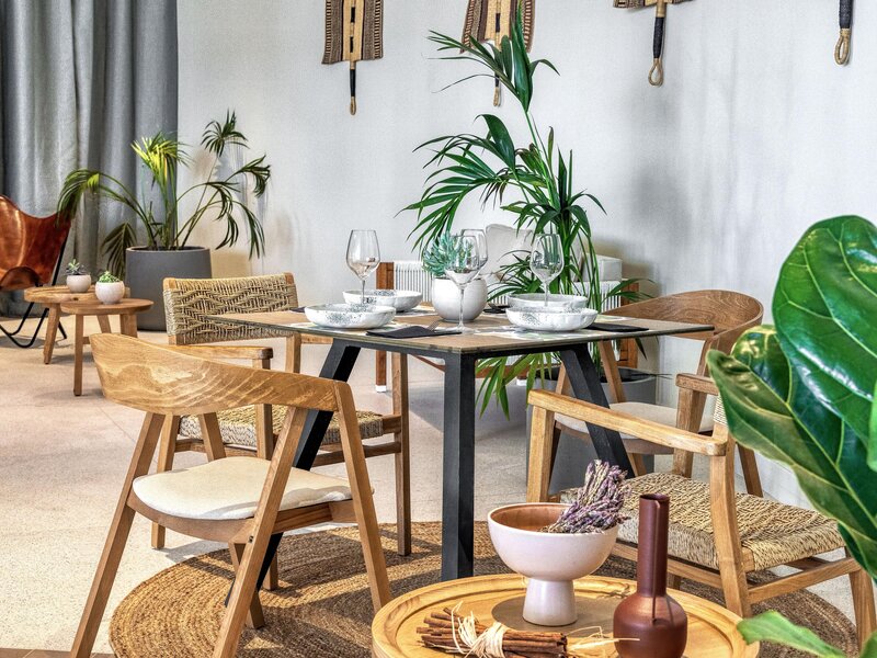 Domes Aulus Zante, Autograph Collection 23