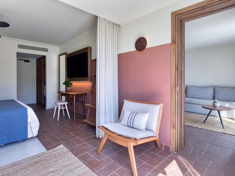 Domes Aulus Zante, Autograph Collection 18