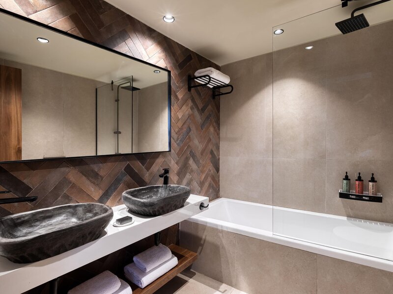 Domes Aulus Zante, Autograph Collection 21