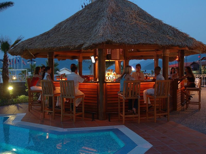 Hawaii Hotel 21