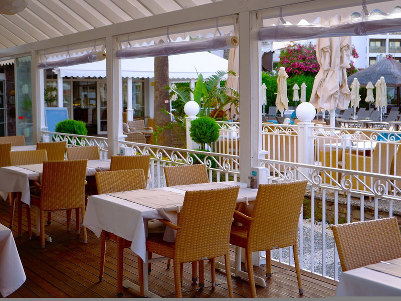 Hawaii Hotel 25