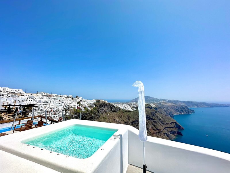 Eteoro Suites 8 - Outdoor Pool