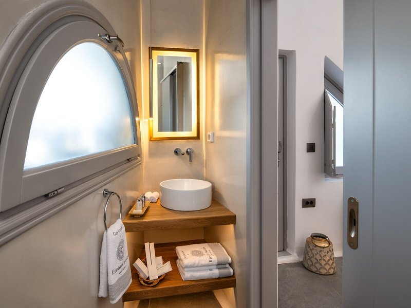 Eteoro Suites 46