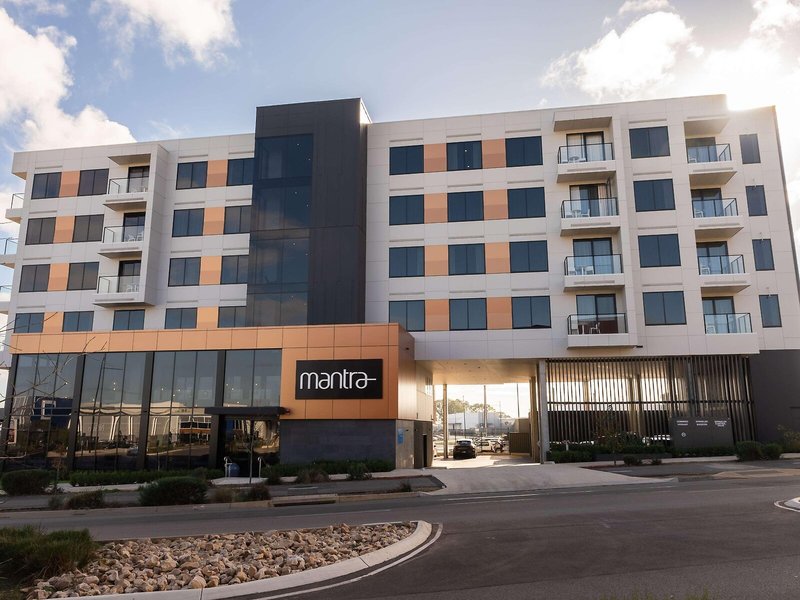 Mantra Tonsley Adelaide 4