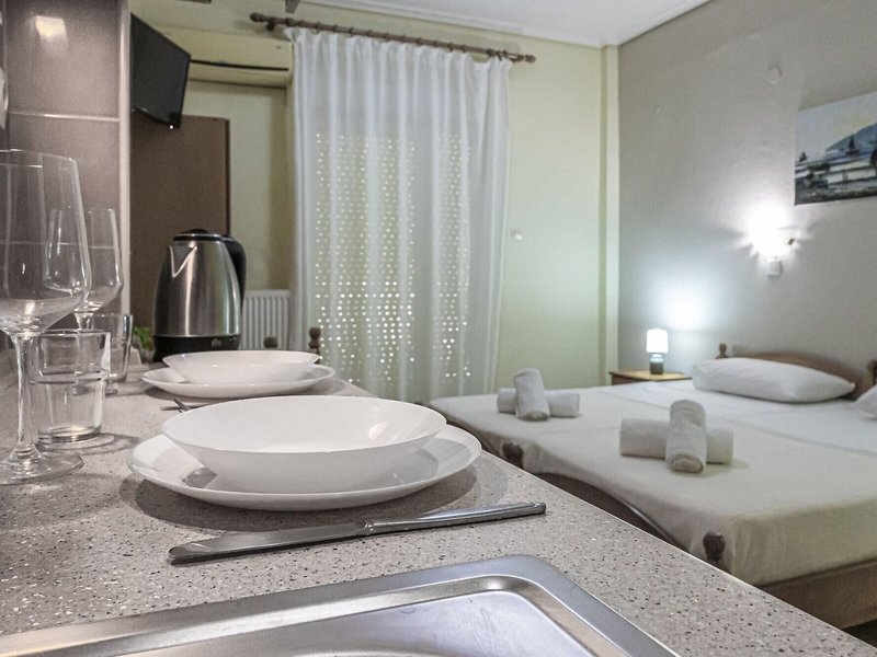 Lucia Hotel Paralia 16