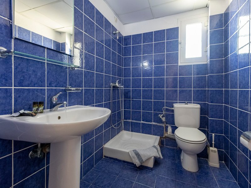 Lucia Hotel Paralia 36