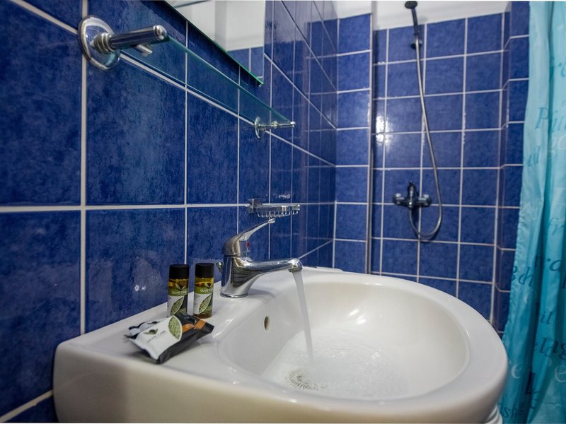 Lucia Hotel Paralia 46