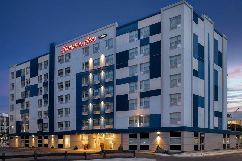 Hampton Inn by Hilton Winnipeg Downtown 2