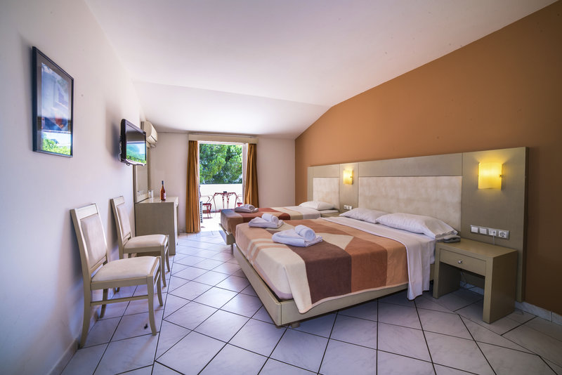 Porto Koukla Beach 6