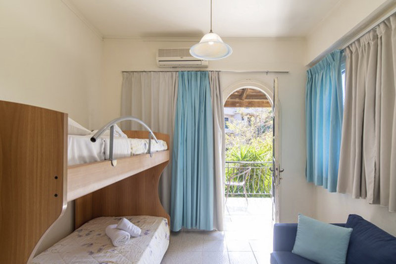 Porto Koukla Beach 8