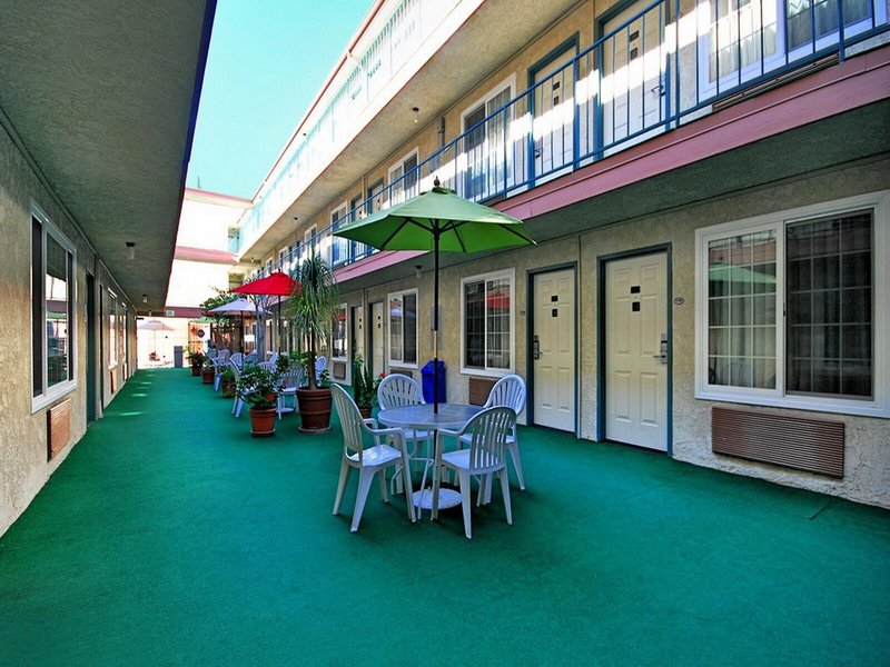Comfort Inn in Santa Monica - West Los Angeles 17