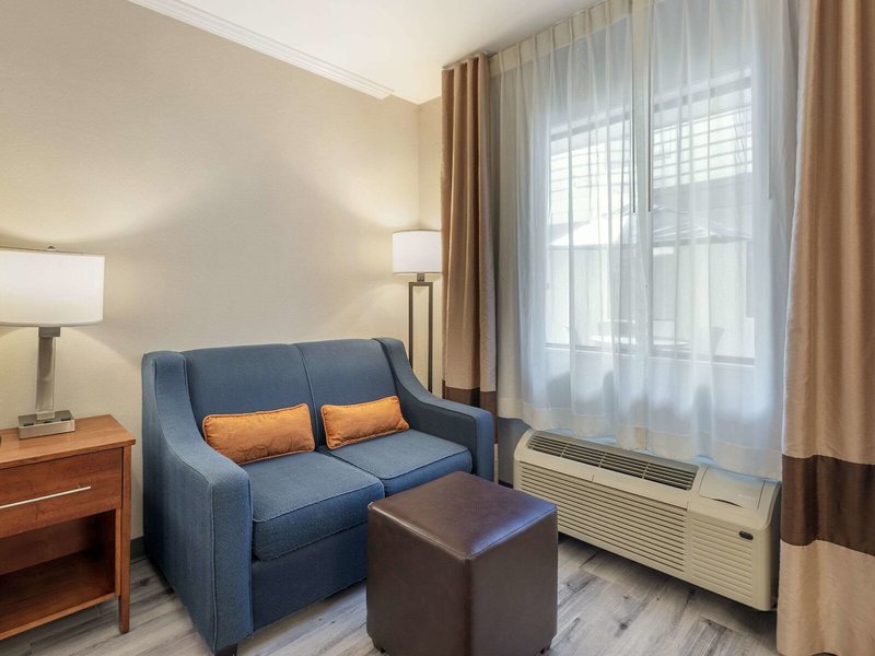 Comfort Inn in Santa Monica - West Los Angeles 25