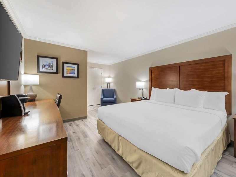 Comfort Inn in Santa Monica - West Los Angeles 34