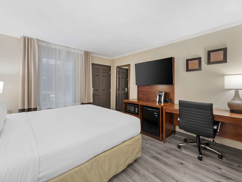 Comfort Inn in Santa Monica - West Los Angeles 35
