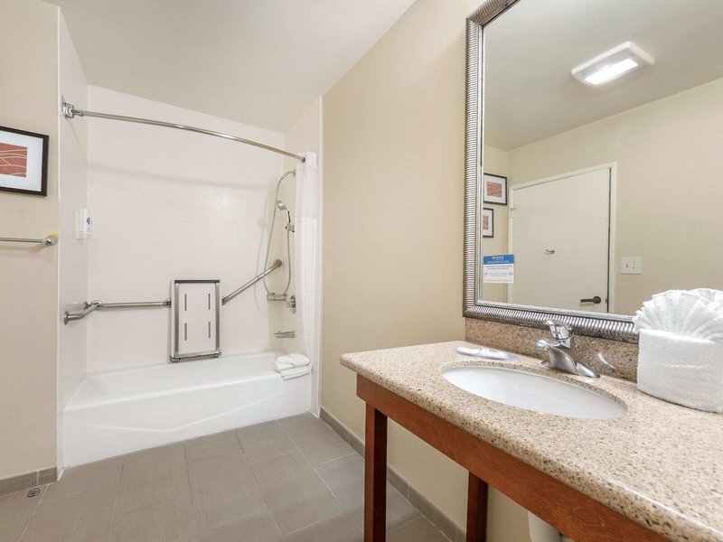 Comfort Inn in Santa Monica - West Los Angeles 36