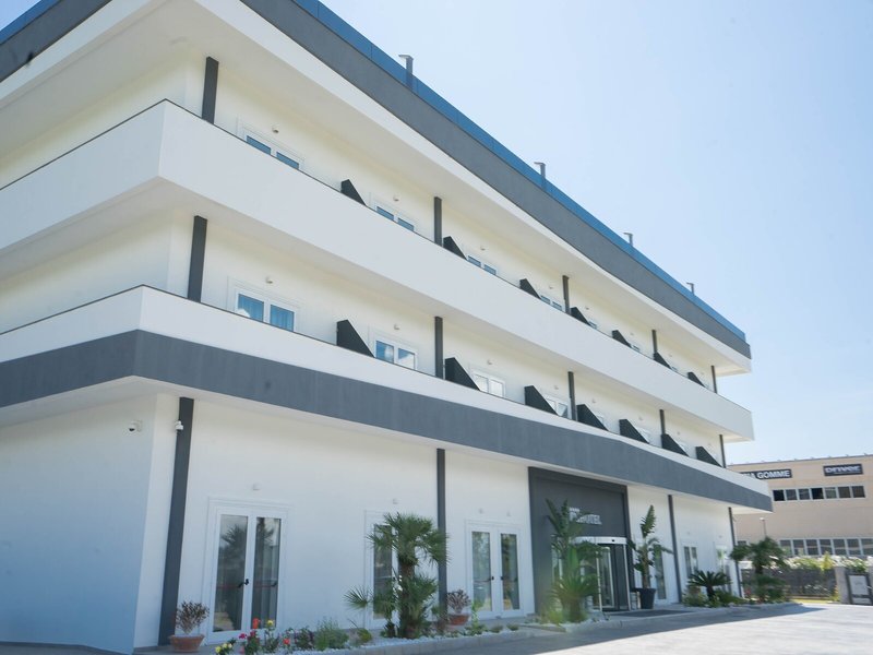 PM Hotel 3
