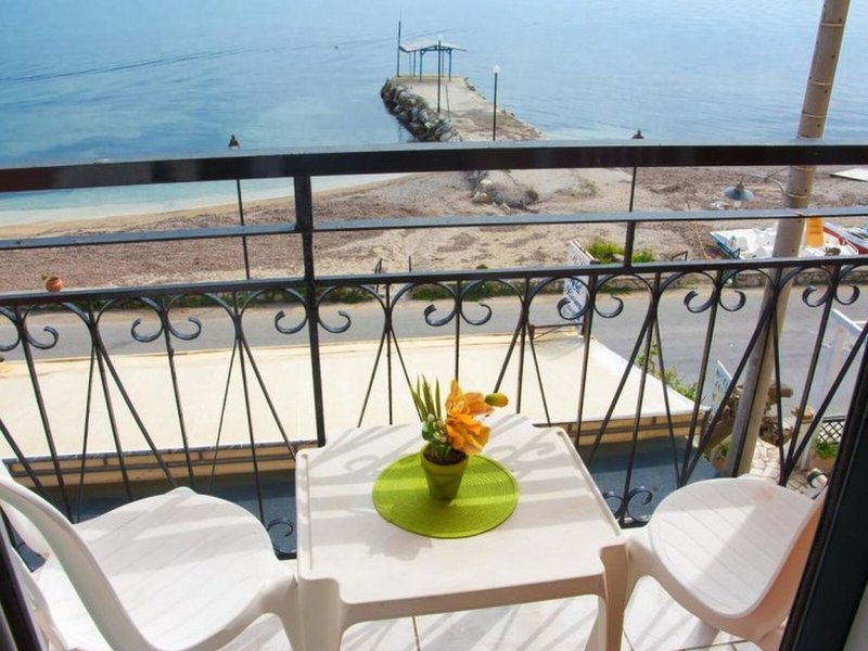 Riviera Seaside Hotel by Estia 4