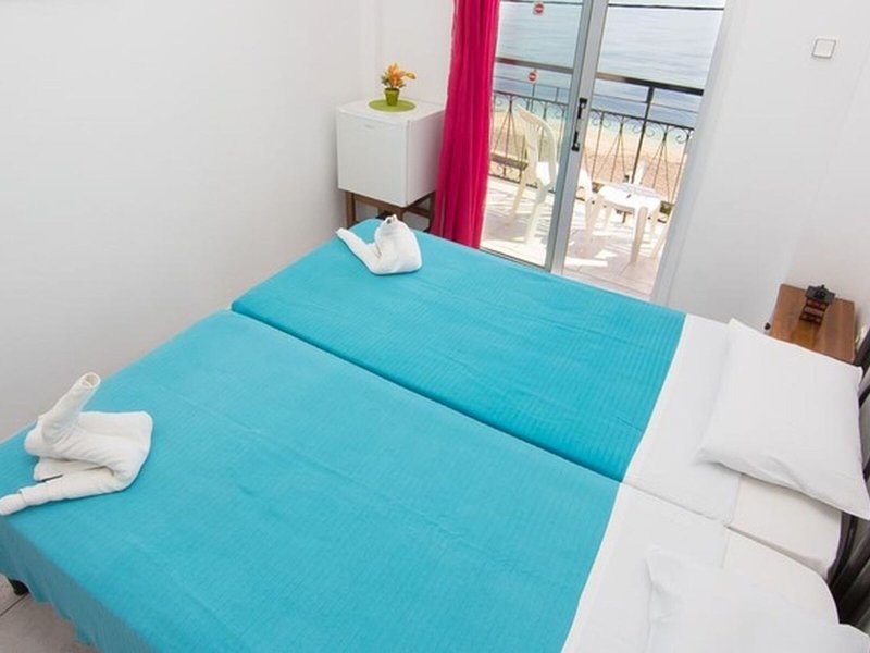 Riviera Seaside Hotel by Estia 21