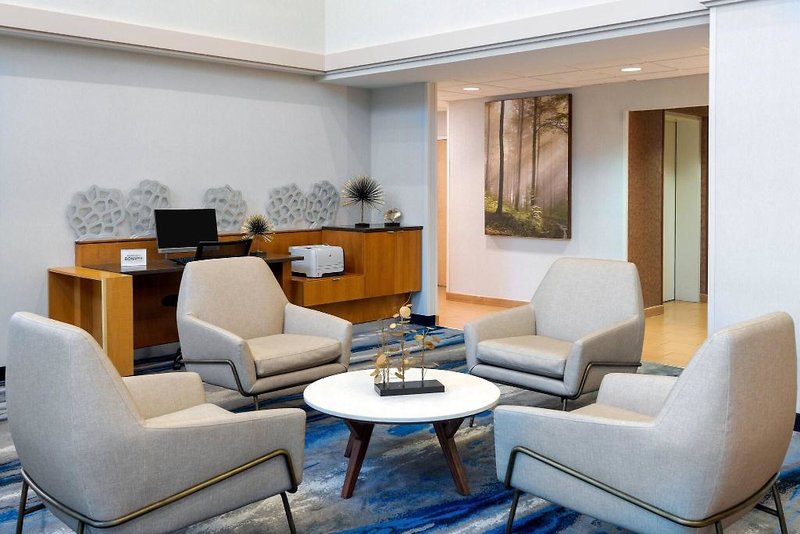 Fairfield Inn & Suites