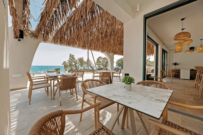 Acron Seaside Suites 3