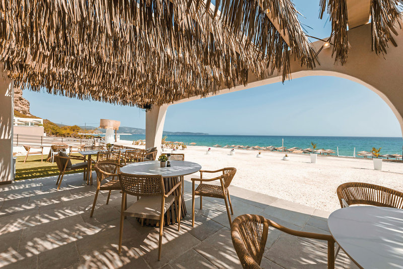 Acron Seaside Suites 10