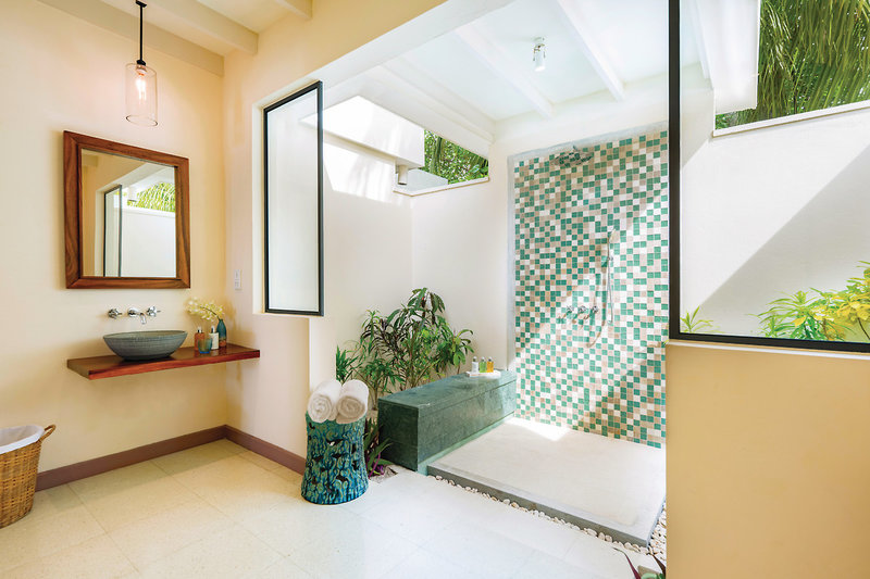 Sentido OBLU Helengeli 8