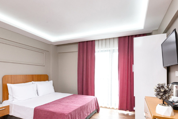 Ria Suites Hotel 5