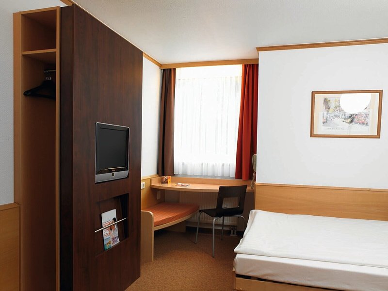 ibis Leipzig Nord Ost Hotel 23