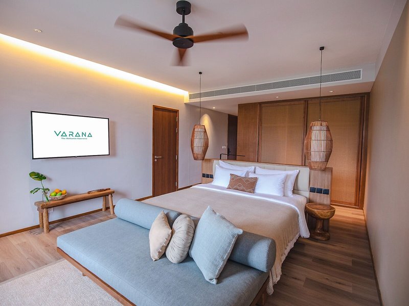Varana Hotel 8