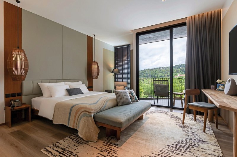 Varana Hotel 7