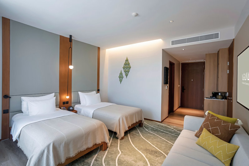 Varana Hotel 10