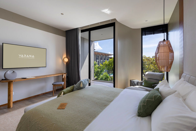 Varana Hotel 5