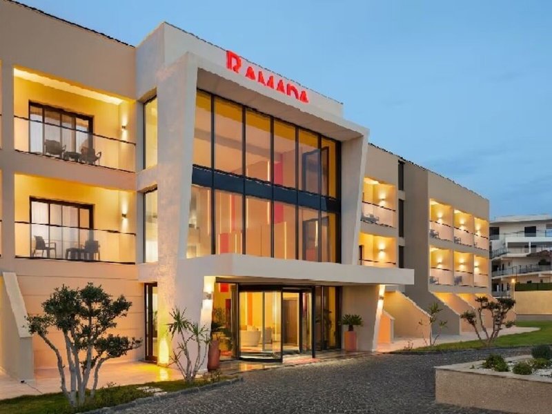 Ramada by Wyndham Cesme 5