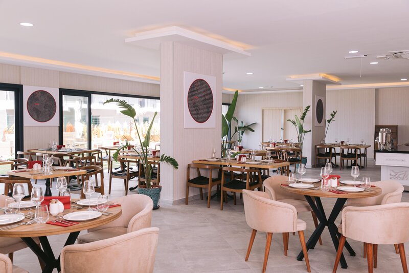 Ramada by Wyndham Cesme 9