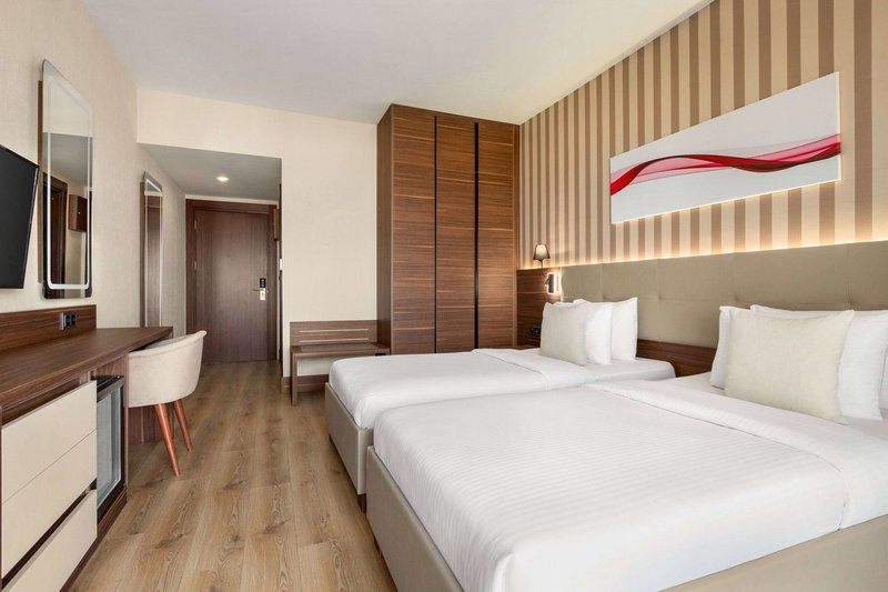 Ramada by Wyndham Cesme 17