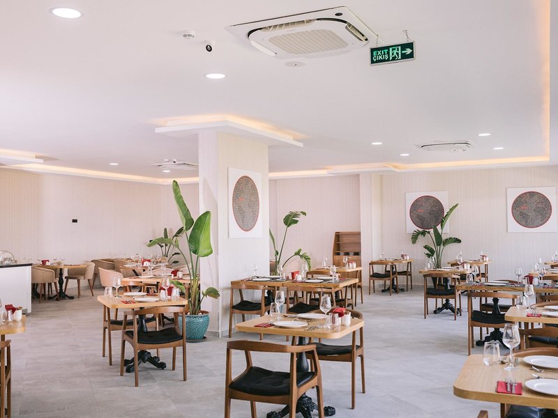 Ramada by Wyndham Cesme 21