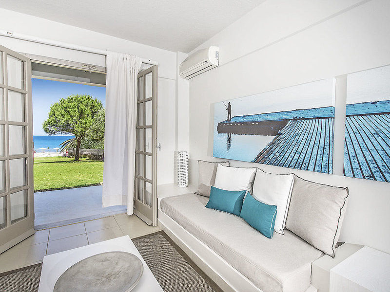 The Bay Hotel + Suites 19