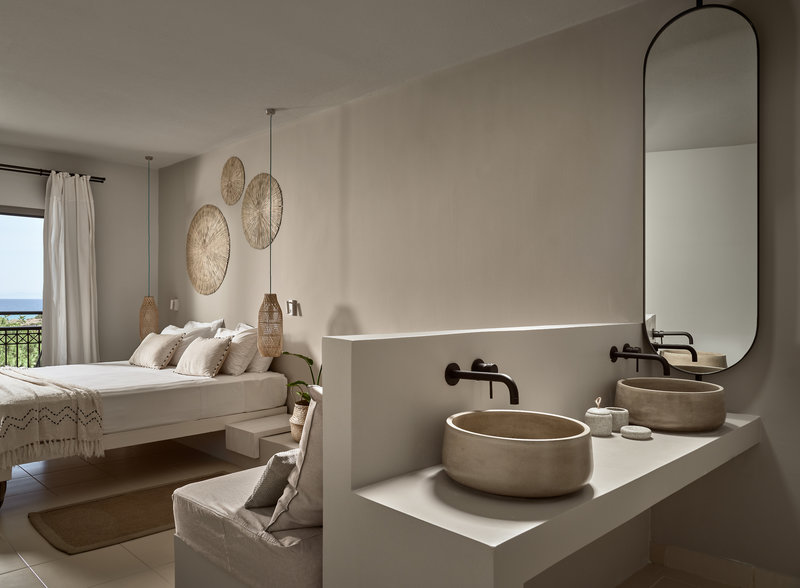The Bay Hotel + Suites 16
