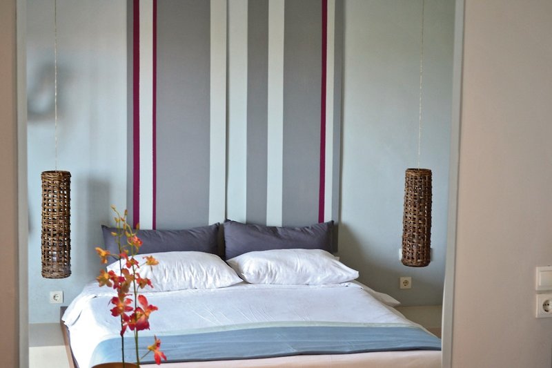 The Bay Hotel & Suites 20