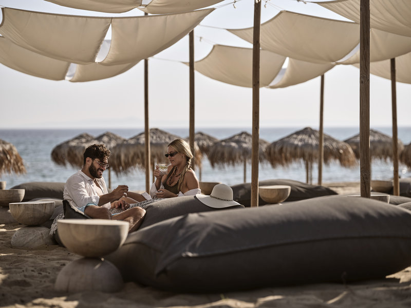The Bay Hotel + Suites 8