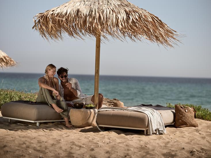 The Bay Hotel & Suites 9